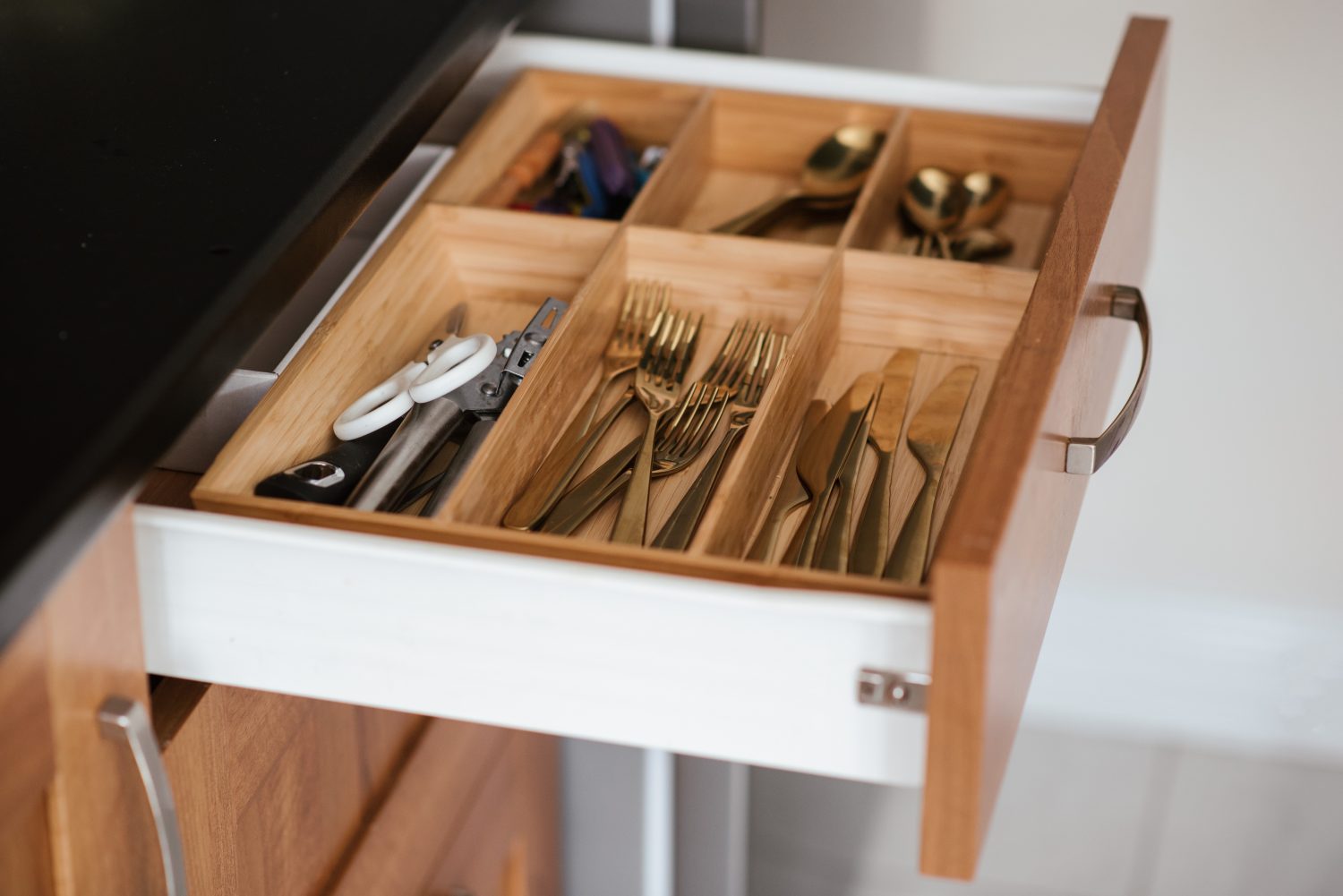 How to pack your kitchen in one day