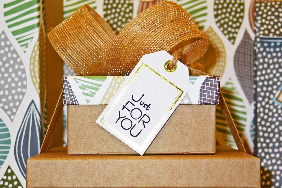 Creative gift ideas for new homeowners in NYC