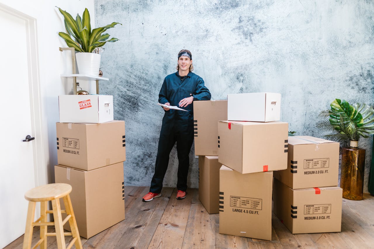 Hiring the Right Moving Company: A Comprehensive Guide for Manhattan Residents