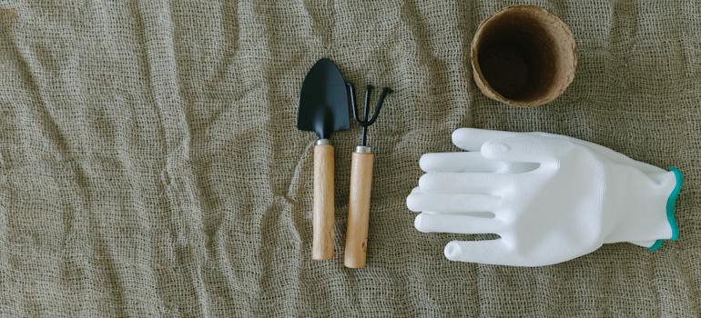 Small sized gardening tools