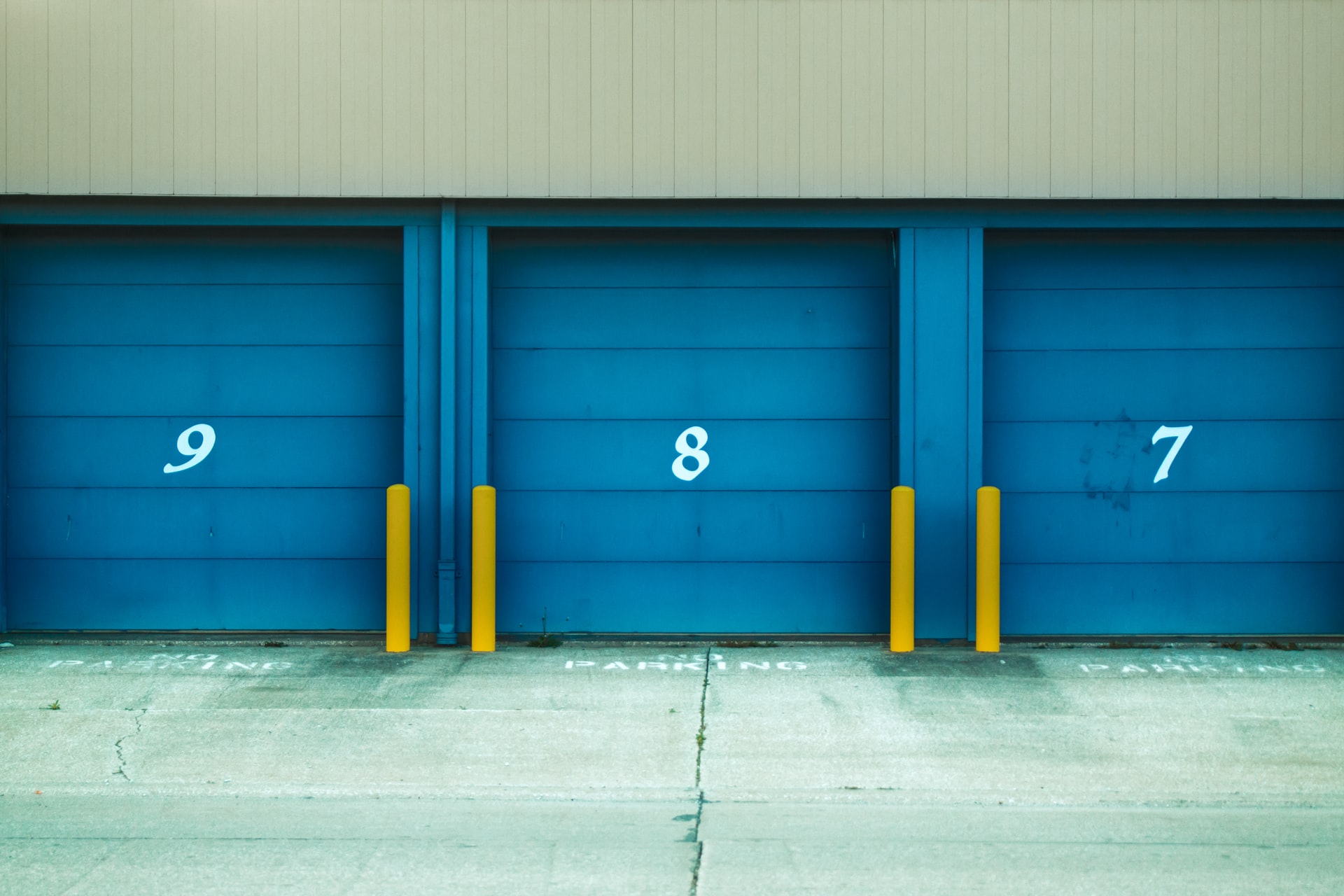 How renting self storage saves you money when moving interstate